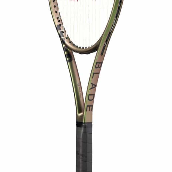 Wilson Blade 98 16×19 v8 Tennis Racquet