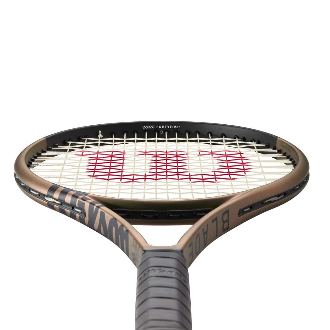 Wilson Blade 100 v8 Tennis Racquet - Serving Aces