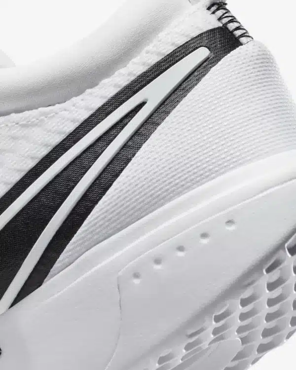 NikeCourt Zoom Court Pro HC White Men’s Tennis Shoe